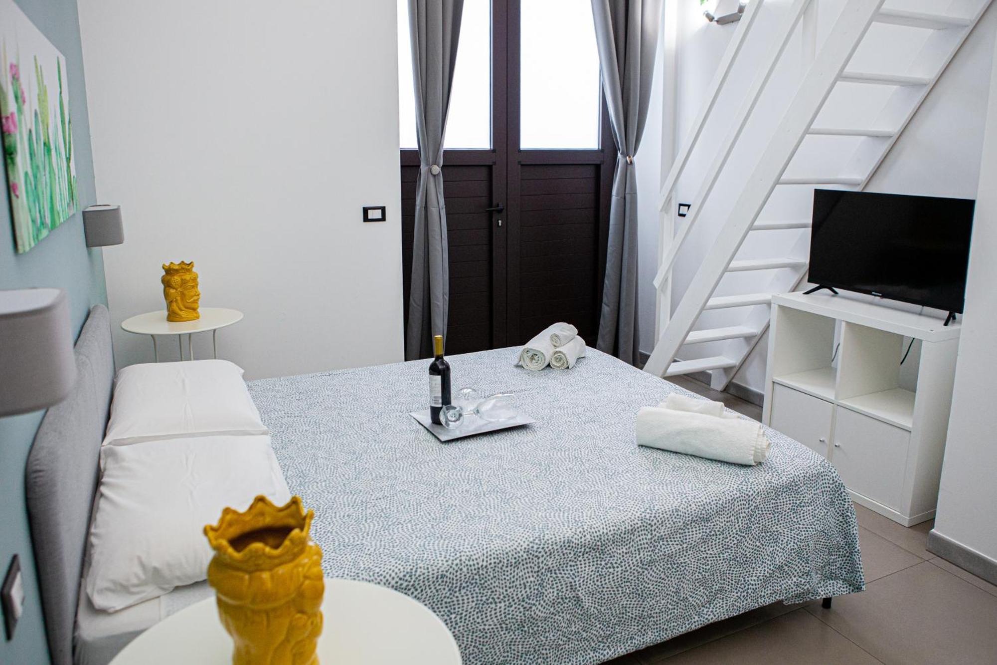 Ruggero Settimo - Holiday Houses CTA Exterior foto